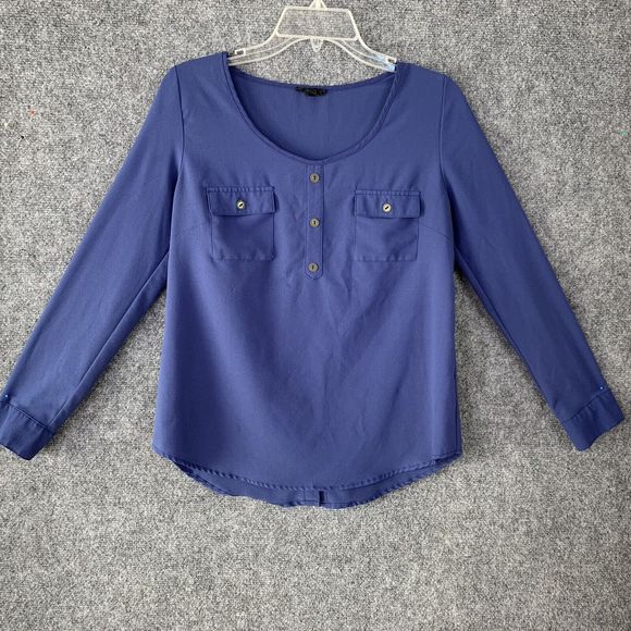 Mine Pullover Blouse Sz S Button Flyaway Back Blue Long Tab Roll Sleeves Career - Picture 1 of 12